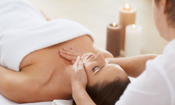 Biomédica esteta dá detalhes de como administra a blefaroplastia sem cortes em sua clínica 6 NeuroGlow a nova fronteira entre beleza e bem estar 0591cc2d