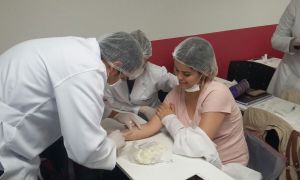 estudantes de biomedicina estética