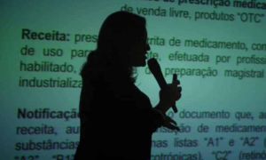 Dra. Ana Carolina Puga participa de reunião histórica para biomédicos estetas; confira a ata 9 Documentário "Só para Mulheres”