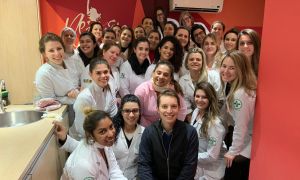 Aula de eletroterapia agita a pós-graduação do Rio de Janeiro (RJ) 20 biomedicos-laserterapia