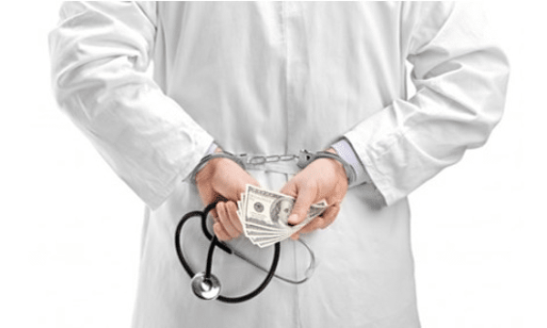 Biomédicos estetas participam do curso de especialização em Florianópolis-SC 7 médico preso