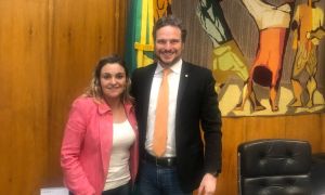 Saúde Estética com as Esteticistas: reunião das lideranças 15 dra-ana-projeto-lei