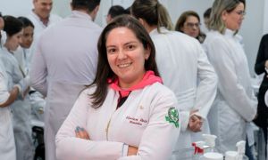 Como a rotina de um biomédico de Análises Clínicas pode mudar ao se especializar em Estética 6 Design sem nome 12 a034d88a
