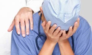 Por-que-ser-mC3A9dico-se-transformou-em-uma-das-profissC3B5es-mais-miserC3A1veis1