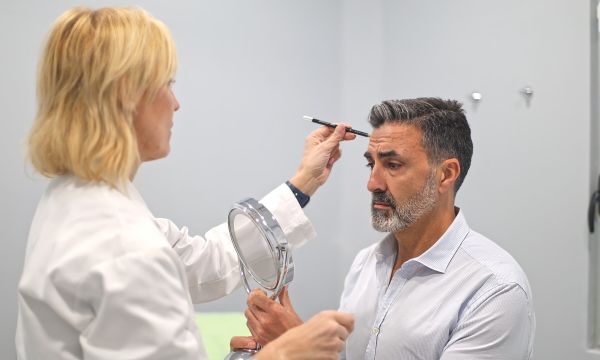 Bioestimuladores de colágeno: diferenças entre Sculptra®, Radiesse® e alternativas nacionais 4 Texto 9 scaled c8204588