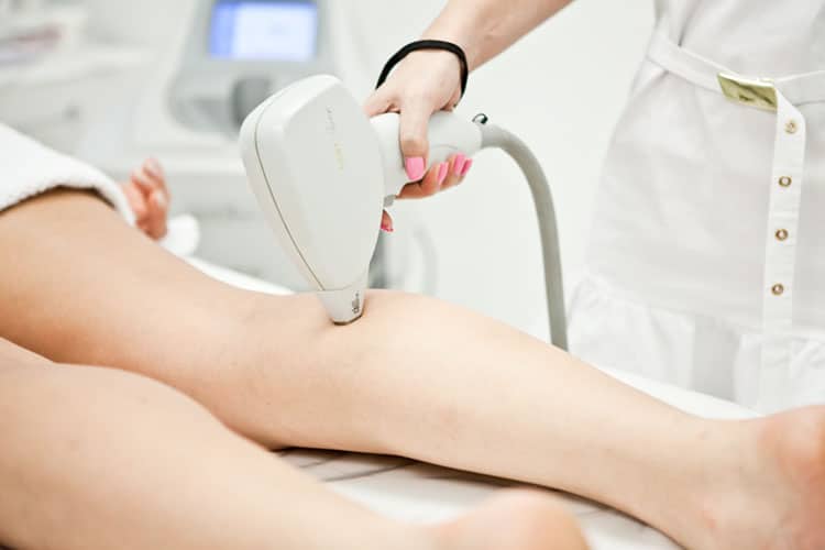 Rede de depilação a laser abre vagas exclusivas para Biomédicas Estetas