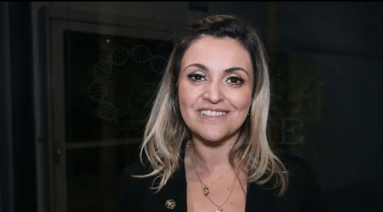 Dra. Ana Carolina Puga tem um convite para você biomédico esteta