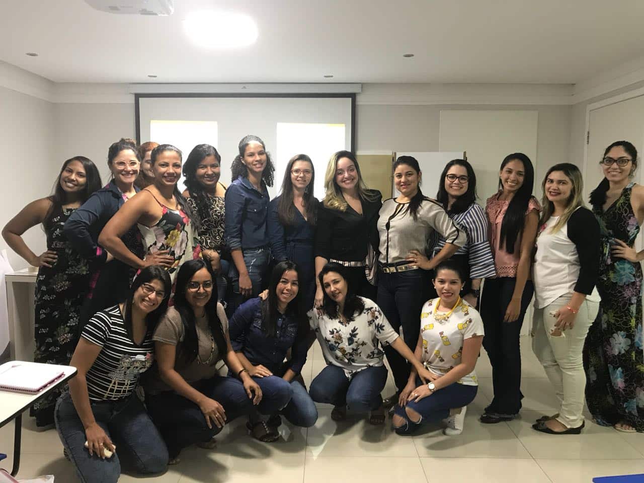 Biomédicas de São Luís-MA encerram disciplina da pós-graduação em saúde estética