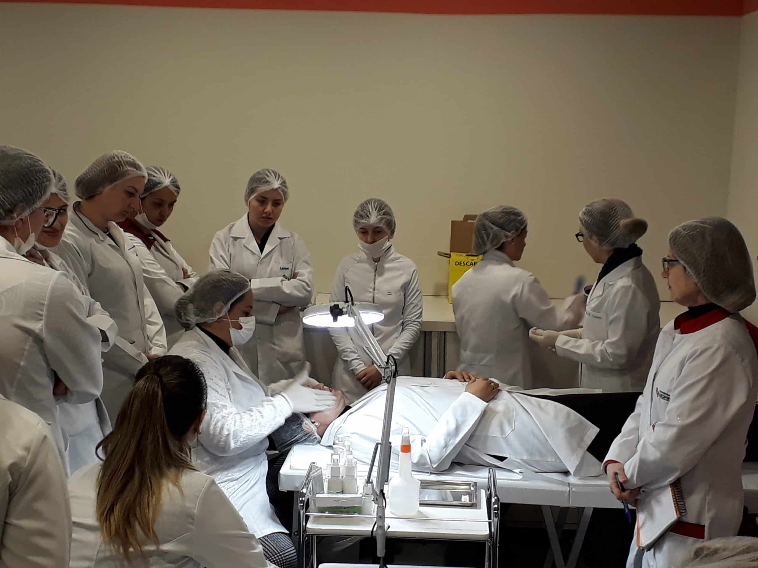 Saiba como foi o final de semana das aulas de Pós-graduação em Biomedicina Estética de Curitiba-PR