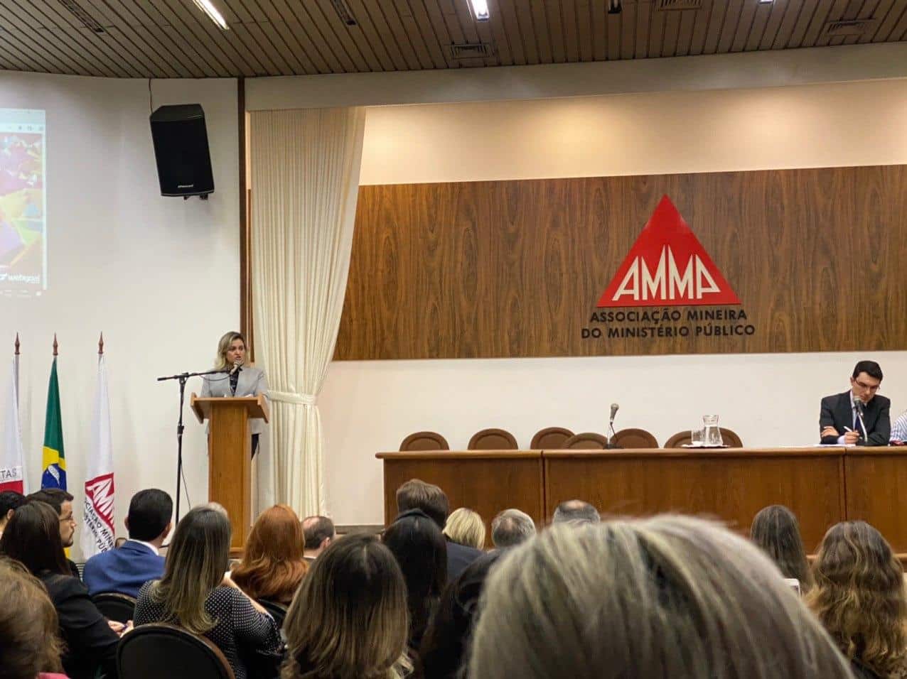 Atuação de profissionais na estética – O que rolou na Audiência Pública de BH