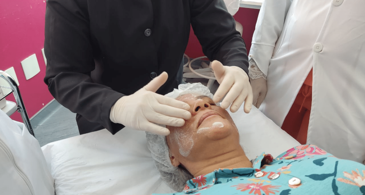 Paciente Modelo na especialização em Biomedicina Estética