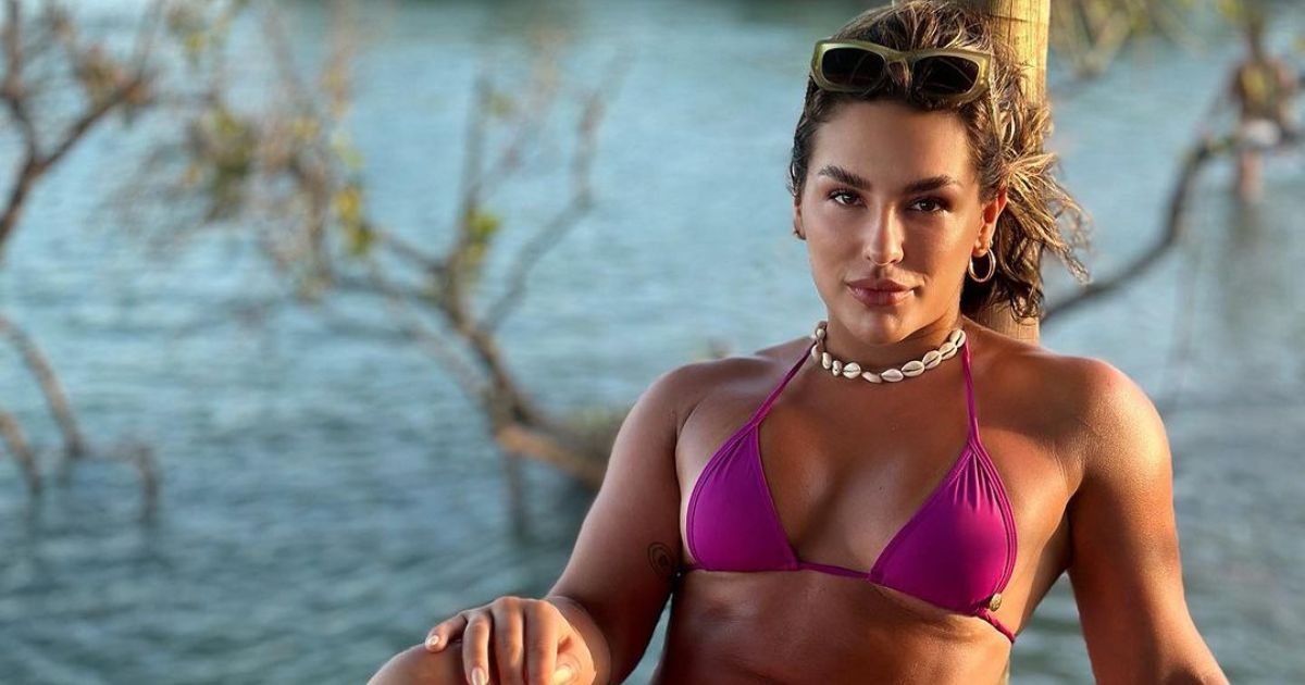 Kéfera Buchmann mostra resultados de Bioestimulador de colágeno para os glúteos