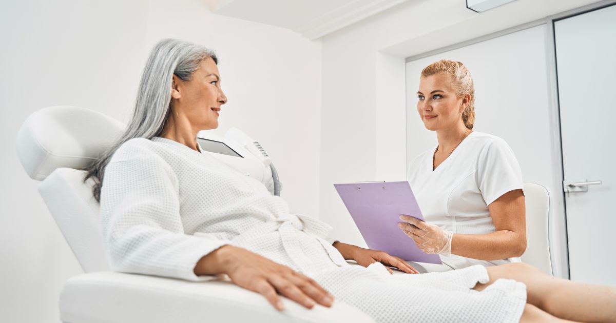Soluções estéticas na menopausa – saiba como oferecer os melhores tratamentos em sua clínica
