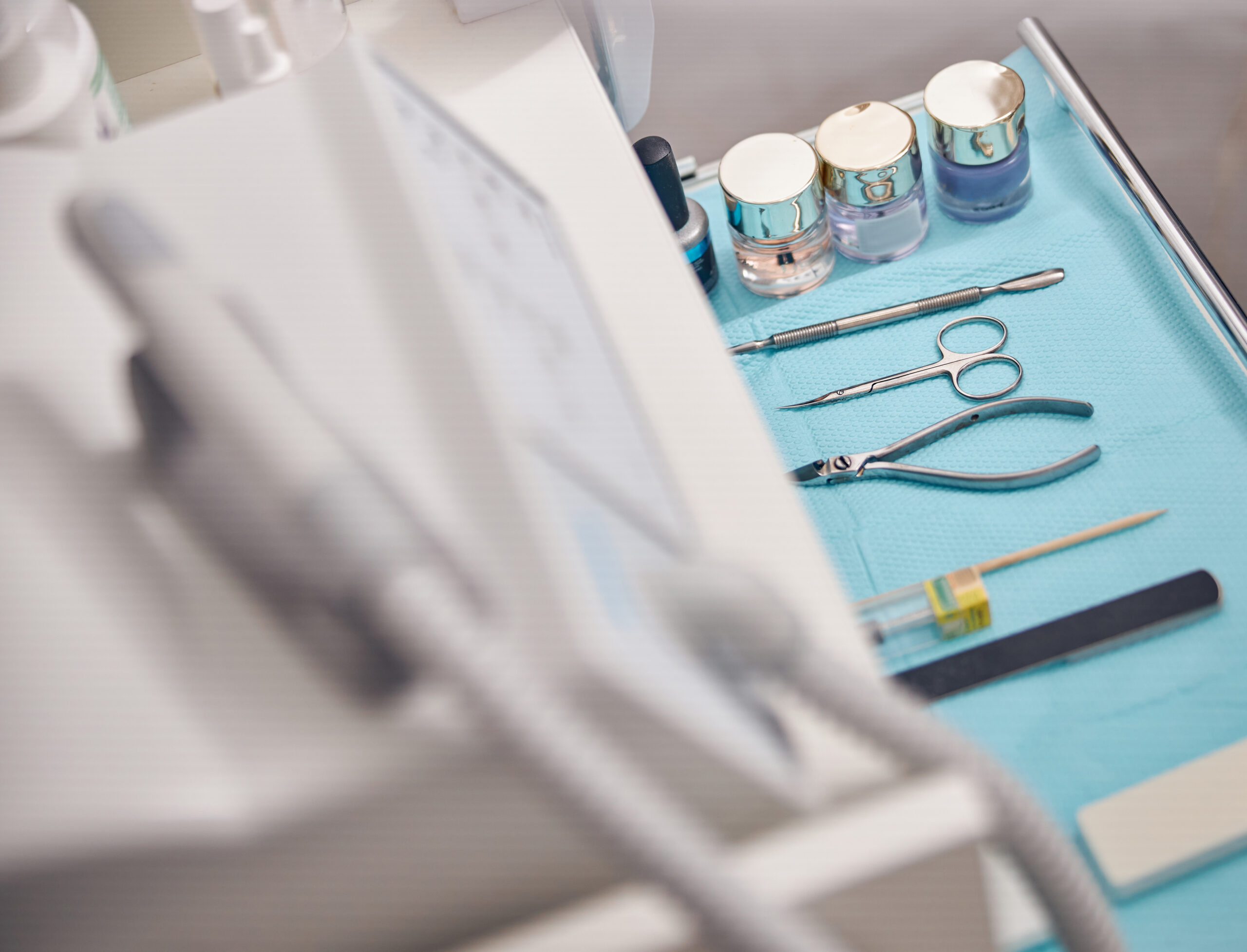 Equipamentos essenciais para biomédicos que iniciam na estética injetável