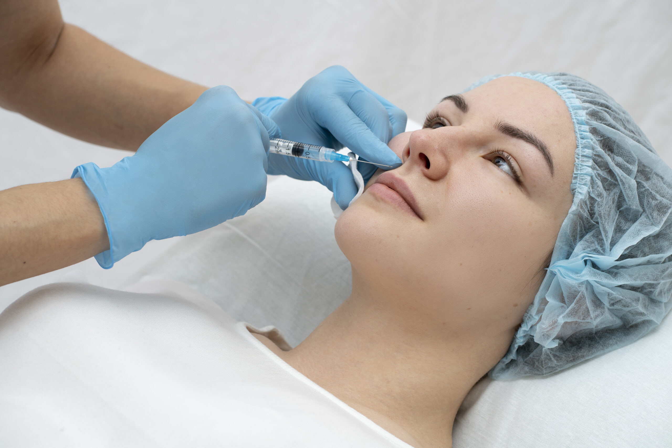 Cânula na Biomedicina Estética: como esse instrumento amplia a segurança e os resultados dos procedimentos injetáveis