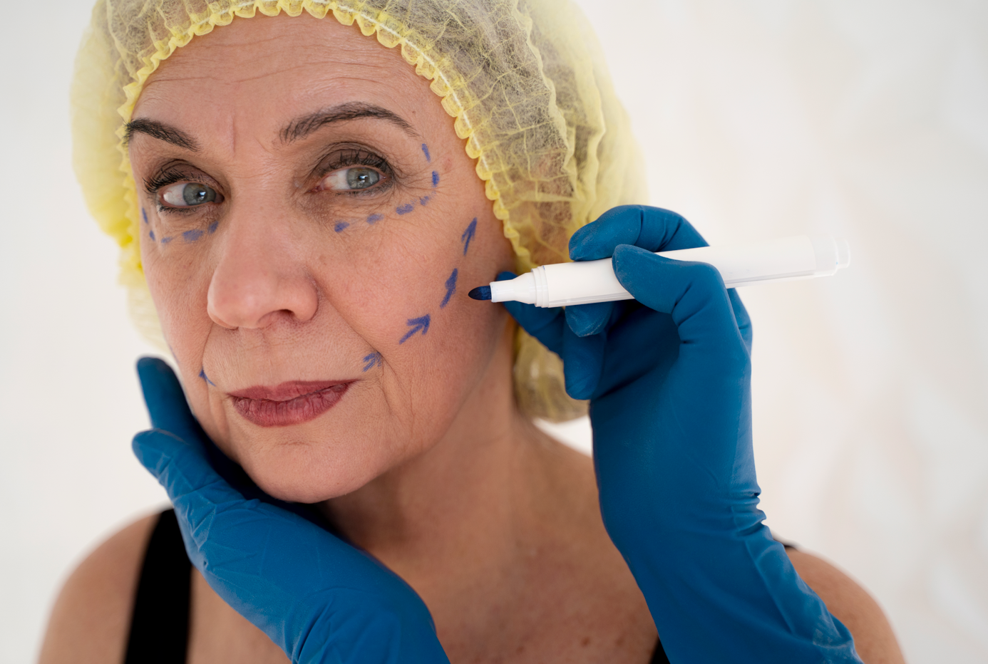 Protocolo de atendimento para pacientes acima de 60 anos: estética sênior com segurança