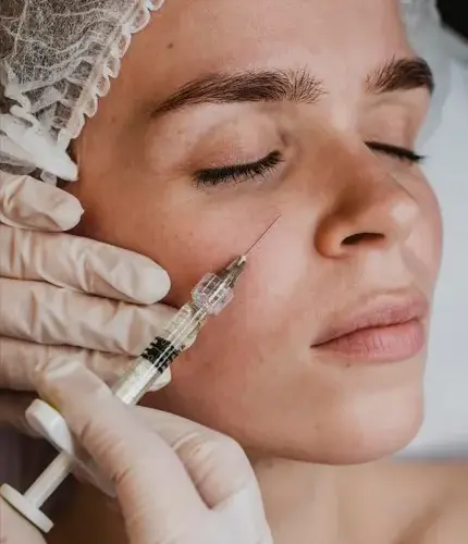 Bioestimuladores de colágeno: quando indicar e como planejar protocolos na Biomedicina Estética
